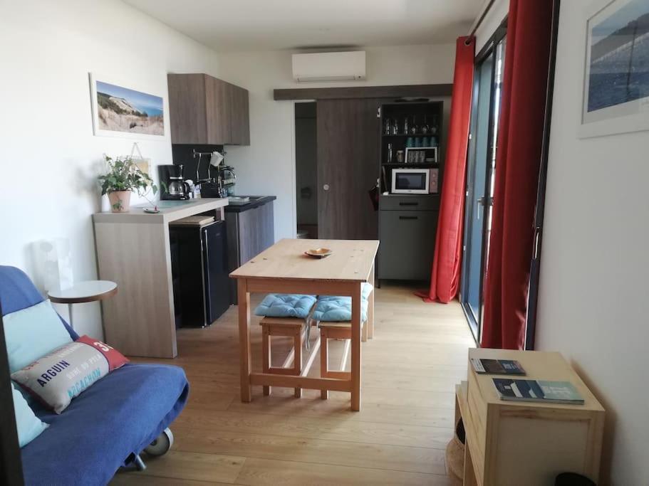 Lanton, La Petite Maison De Vos *